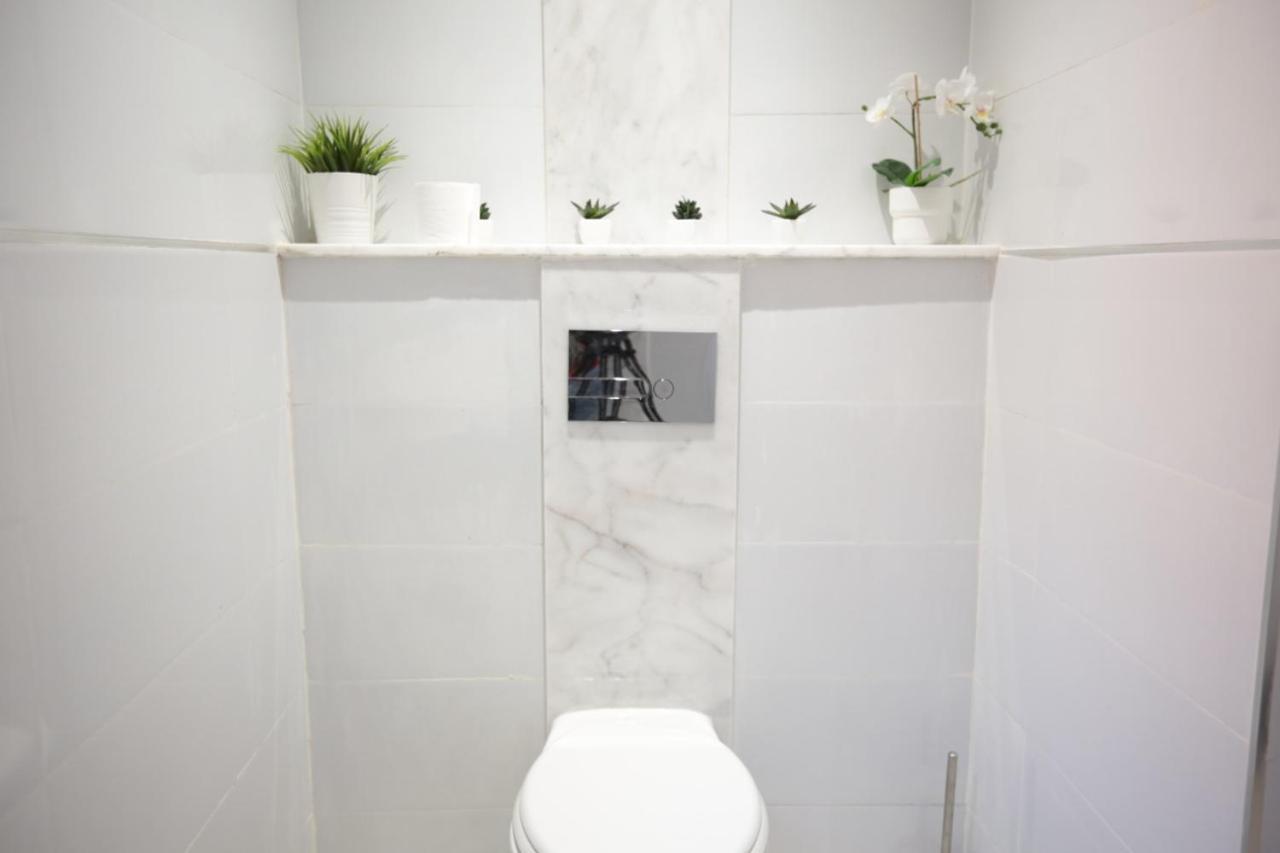 Appartement Riad White Golden มาร์ราเกช ภายนอก รูปภาพ