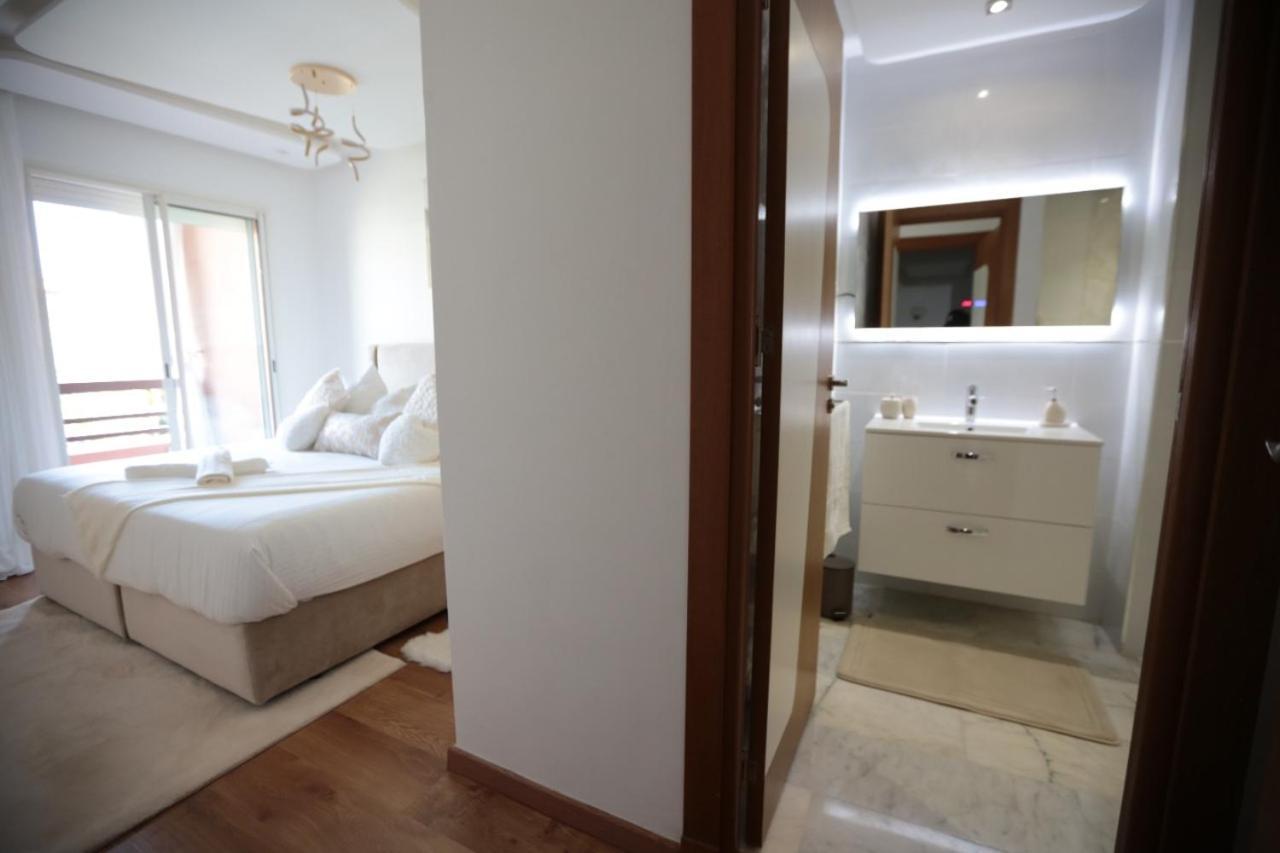 Appartement Riad White Golden มาร์ราเกช ภายนอก รูปภาพ